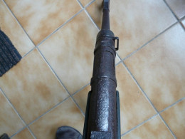 PISTOLET MITRAILLEUR MP 40 FORTEMENT OXYDÉ - Decotatieve Wapens