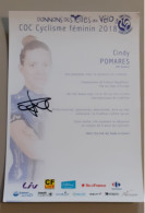 Autographe Cindy Pomaresi Club Omnisports Courcouronnes 2018  Format A5 - Cyclisme