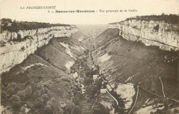 39   Jura  Baume Les Messieurs Vue Générale De La Vallée   N° 9 \MN6011 - Baume-les-Messieurs