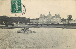 77   Melun   Grille Du Château De Vaux Le Vicomte Le Bassin De La Tritonne    N° 4 \MN6015 - Melun