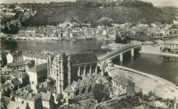 77  Seine Et Marne  Montereau  Vue Aérienne Sur L'église Notre Dame  Et Saint Loup    N°23 \MN6019 - Montereau