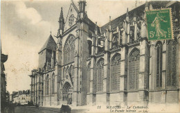 77  Seine Et Marne  Meaux  La Cathédrale La Façade Latérale   N° 17 \MN6020 - Meaux