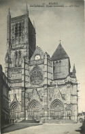 77  Seine Et Marne   Meaux La Cathédrale Façade Occidentale       N° 16 \MN6021 - Meaux