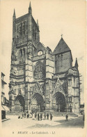 77 Seine Et Marne   Meaux La Cathédrale        N° 5 \MN6023 - Meaux