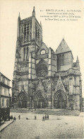 77 Seine Et Marne  Meaux La Cathédrale        N° 17 \MN6023 - Meaux