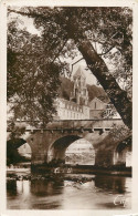 24 Dordogne   Brantome  Pont Sur Le Dronne Et L'abbaye      N° 17 \MN6025 - Brantome