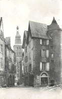 24 Dordogne  Sarlat Anciennes Maisons De La Rue Foy Et Cathédrale         N° 43 \MN6031 - Sarlat La Caneda