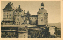 24 Dordogne  Hautefort  Le Château Et Les Remparts       N° 17 \MN6033 - Other & Unclassified