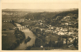 24 Dordogne  Les Eyzies Vue Générale        N° 35\MN6033 - Sonstige & Ohne Zuordnung