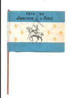 KB382 - PETIT DRAPEAU FETE DE JEANNE D'ARC - OFFERT PAR LA CREME SIMON -  8.5 X 6 Cm - Werbung