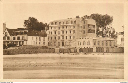 CPA Tréboul-Grand Hôtel Des Sables Blancs     L2120 - Tréboul