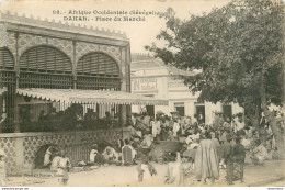 CPA Dakar-Place Du Marché-88       L1919 - Sénégal