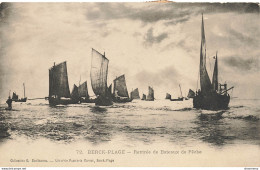 CPA Berck Plage-Rentrée De Bateaux De Pêche-72-Timbre      L2453 - Berck