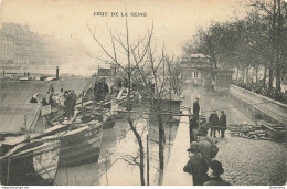 CPA Paris-Crue De La Seine       L2414 - La Crecida Del Sena De 1910