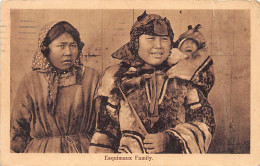 Canada - Eskimo Family - Publ. Ayre & Sons 1141 - Indiens D'Amérique Du Nord