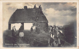 Ukraine - In A Galician Village - Securing The Neighboring House From Fire - World War One - Publ. P. Wever 153 - Ukraine