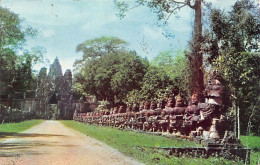 Cambodia - ANGKOR WAT - Causeway To The Gate Of Victory - Publ. Hotel International, Phnom Penh  - Cambodia