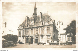 CPSM Saint Denis-L'hôtel De Ville     L2432 - Saint Denis