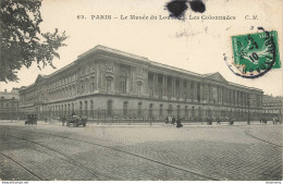 CPA Paris-Musée Du Louvre-Les Colonnades-62-Timbre     L2413 - Louvre