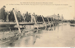 CPA Paris-Crue De La Seine-Le Pont à La Birago-32     L2413 - Inondations De 1910