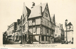 CPA Bourges-Angle Des Rues Pellevoison Et Cambournac      L1575 - Bourges