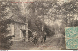 CPA Bouafles-L'entrée Du Bois-Timbre     L1043 - Autres & Non Classés