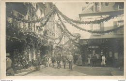 CPA Vernon-Place D'Armes-Vue Sur La Rue Aux Huiliers-Fête Des Fleurs    L1085 - Vernon