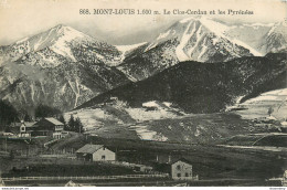 CPA Mont Louis-Le Clos Cerdan Et Les Pyrénées-Timbre    L1087 - Autres & Non Classés