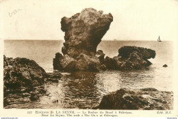 CPA Environs De La Seyne-Le Rocher Du Boeuf à Fabrégas-227-Timbre    L2348 - La Seyne-sur-Mer