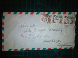 ITALIE, Enveloppe Aereo Circulée Par Avion Vers La République Argentine Avec Une Belle Variété De Timbres-poste (château - Poste Aérienne