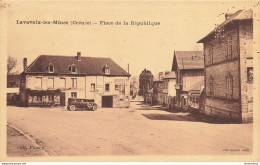 CPA Lavaveix Les Mines-Place De La République-RARE      L2427 - Autres & Non Classés