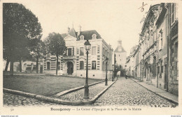 CPA Beaugency-La Caisse D'épargne Et La Place De La Mairie-30-Timbre     L2426 - Beaugency