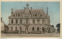 CPA Tiercé-Hôtel De Ville       L2262 - Tierce