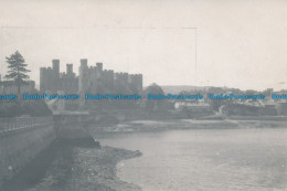 R032674 Old Postcard. Castle And River - Mondo