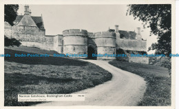 R032745 Norman Gatehouse. Rockingham Castle. Country Life. RP - Monde