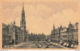 CPA Bruxelles-Hôtel De Ville Et Grand'Place     L2423 - Marktpleinen, Pleinen