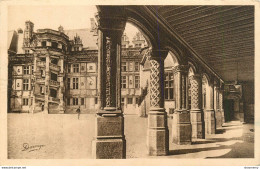 CPA Blois-Le Château-Colonnade      L1607 - Blois