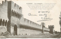 CPA Avignon-Les Remparts      L1607 - Avignon (Palais & Pont)