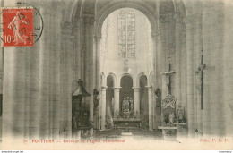 CPA Poitiers-Intérieur De L'église Montierneuf-Timbre       L1596 - Poitiers