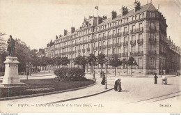 CPA Dijon-L'hôtel De La Cloche Et La Place Darcy-107       L2450 - Dijon