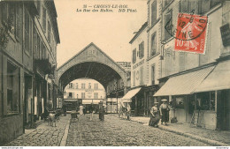 CPA Choisy Le Roi-La Rue Des Halles-38-Timbre      L1872 - Choisy Le Roi