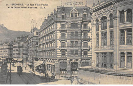 GRENOBLE - La Rue Félix Poulat Et Le Grand Hôtel Moderne - Très Bon état - Grenoble