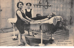 NERIS LES BAINS - Massage De Dames - Très Bon état - Neris Les Bains