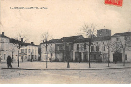 BEAUVAIS SOUS MATHA - La Place - Très Bon état - Other & Unclassified