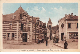 VAILLY SUR AISNE - Place Bouvines Et Rue Alexandre Legry - Très Bon état - Andere & Zonder Classificatie