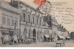 CHAUNY - Le Palais De Justice Et La Caisse D'Epargne - Très Bon état - Chauny