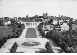 EGLETONS - Esplanade Thomas - Salle Des Fêtes - Très Bon état - Egletons