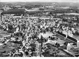 USSEL - Vue Générale Aérienne - Place Voltaire Et Le Collège Moderne - Très Bon état - Ussel