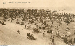 CPA Ostende-La Plage à L'heure Des Bains   L1732 - Oostende