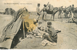 CPA Maroc Illustré-Au Camp Sénégalais-En L'état-RARE     L2376 - Andere & Zonder Classificatie